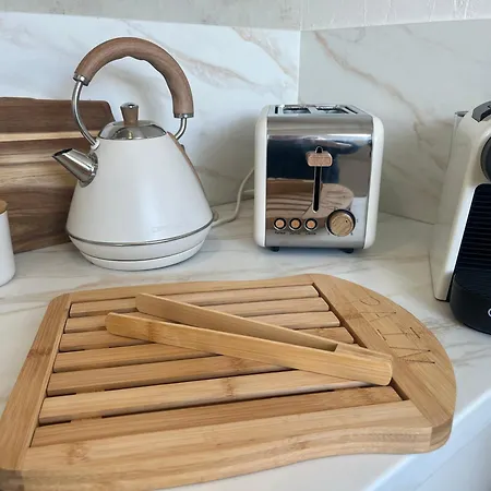 Leptitcosy Avec Parking Et Jardin à 5 Mn Du Centre Historique De Bayeux Vaucelles