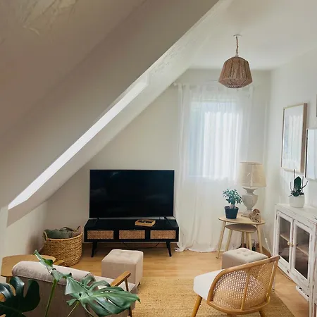 Leptitcosy Avec Parking Et Jardin à 5 Mn Du Centre Historique De Bayeux *