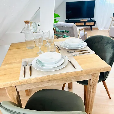 Leptitcosy Avec Parking Et Jardin à 5 Mn Du Centre Historique De Bayeux