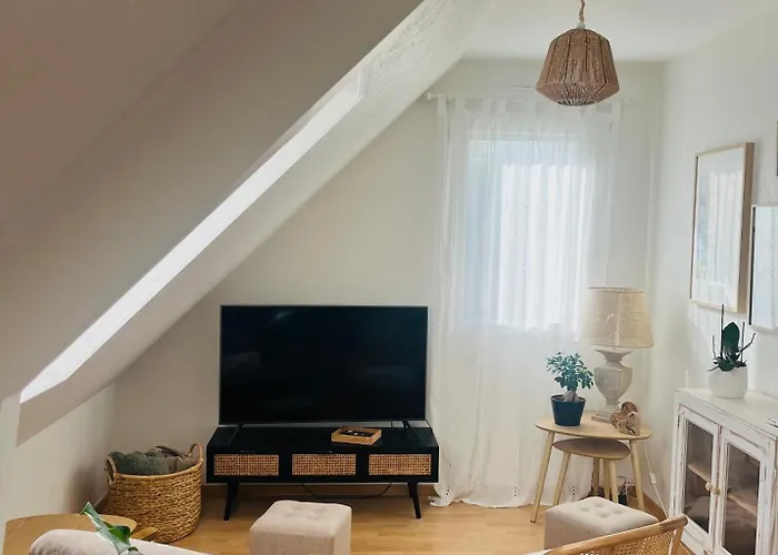 Leptitcosy Avec Parking Et Jardin à 5 Mn Du Centre Historique De Bayeux *