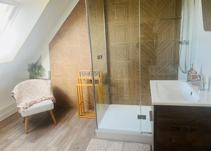 Leptitcosy Avec Parking Et Jardin à 5 Mn Du Centre Historique De Bayeux Vaucelles